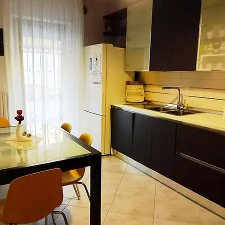 Appartamento 'la Casa Del Mare' By Interhome