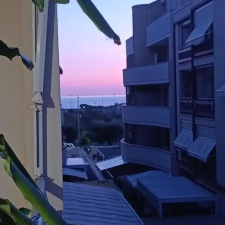 'la Casa Del Mare' By Interhome * مونوبولي